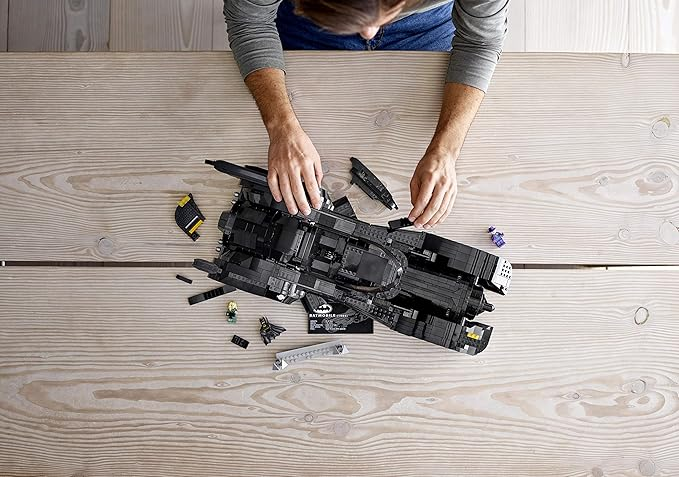 Lego Super Heroes 1989 Batmobile™ (76139)