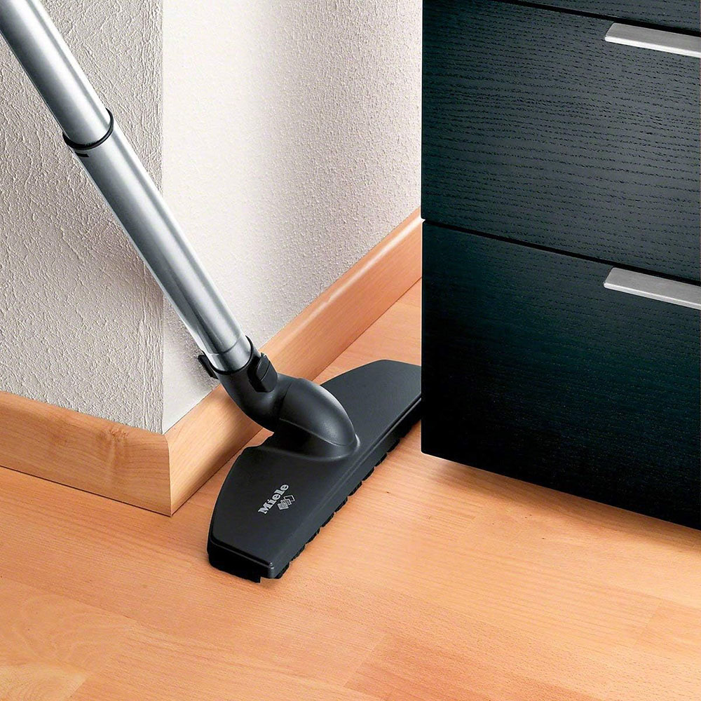 Miele Complete C3 Canister Vacuum Cleaner