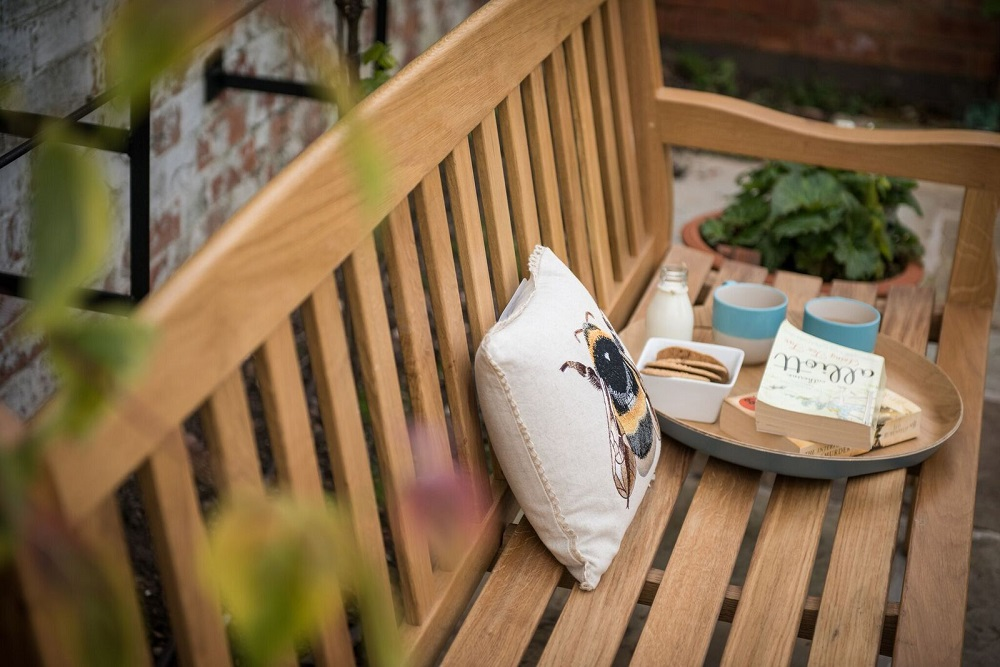 Heritage Oak Garden Bench